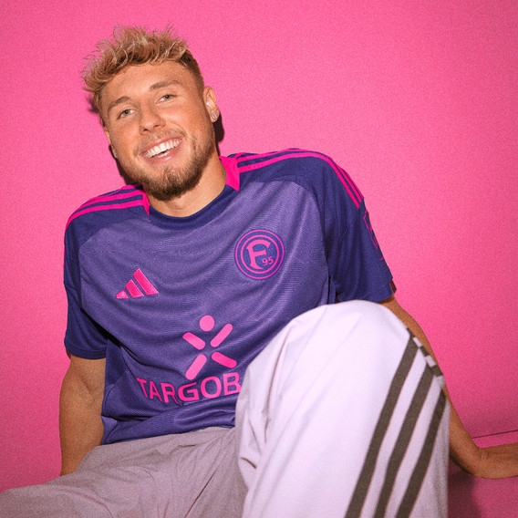 adidas FORTUNA 95 ユニフォームS